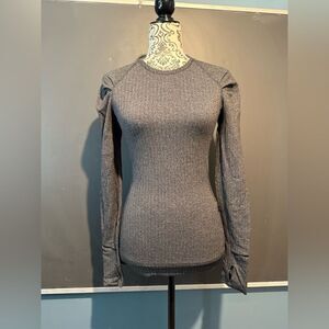 Lululemon Athletica Charcoal Long Sleeve Top